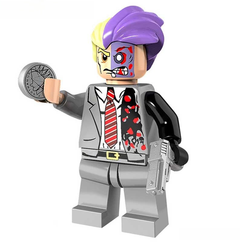 Two - Face Harvey Dent Batman The Dark Knight - DelsBricks MinifiguresMinifiguresDelsBricks MinifiguresDelsbricks